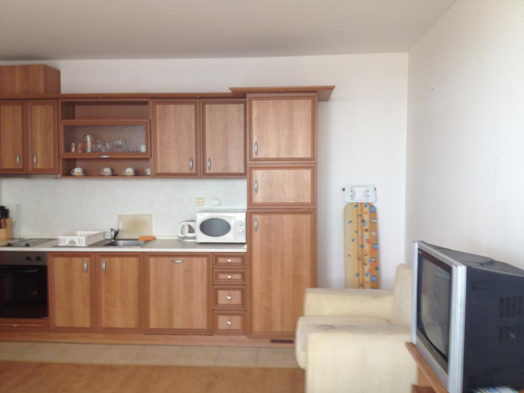 Levante Apartcomplex Neszebar Szoba fotó